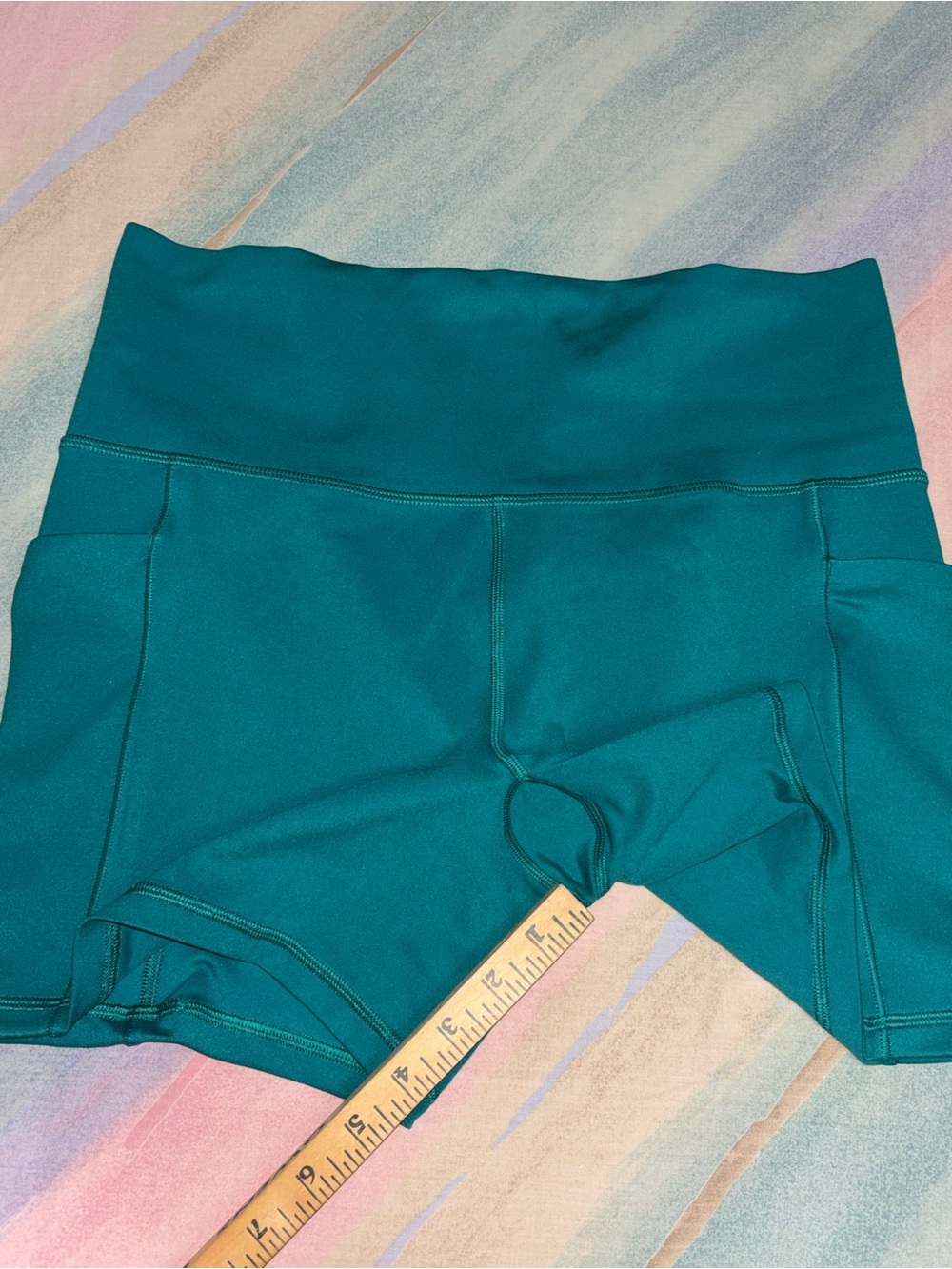 Athleta Women’s Salutation Stash High Rise 5" Short Size L coastal Teal - Picture 7 of 7